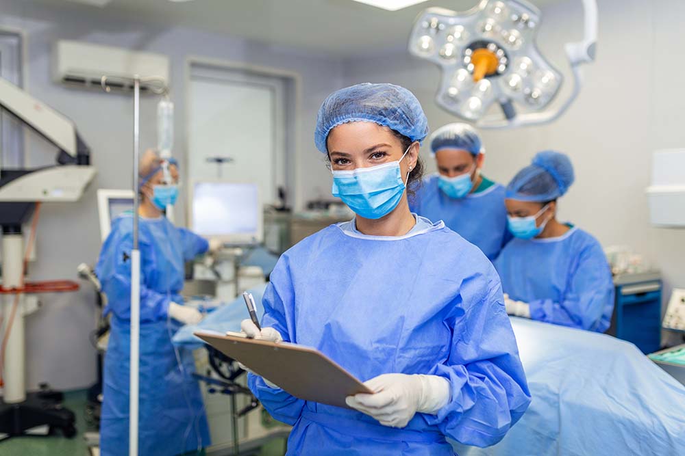 Critical Care Nurses in Operating Room